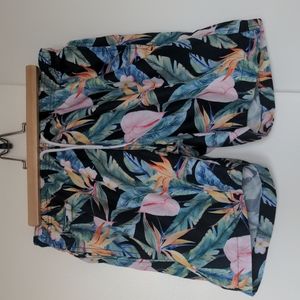 EUC Men's floral print swim trunks Size M